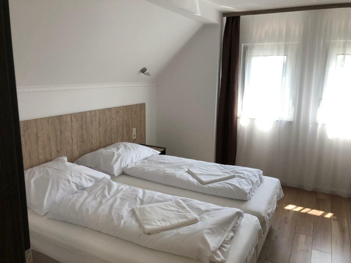 Duna Vendeghaz Otel Fadd-Dombori Dış mekan fotoğraf